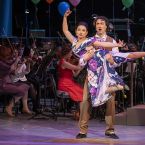 Фото из спектакля МАЭСТРО ПРИГЛАШАЕТ