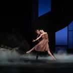 Фото из спектакля ГРОЗОВОЙ ПЕРЕВАЛ