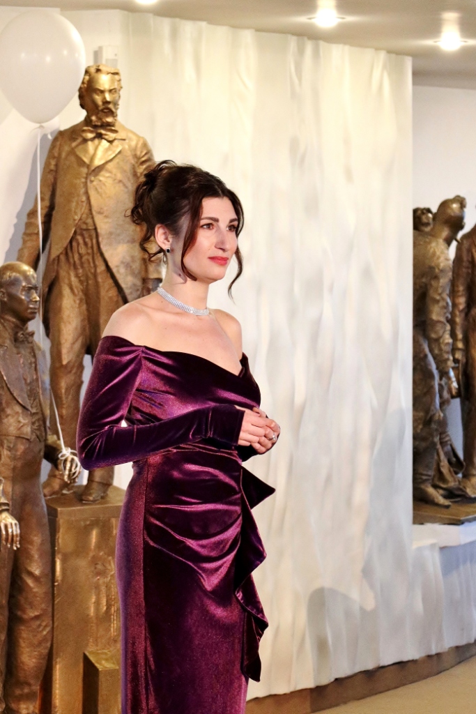 Анна Авакян