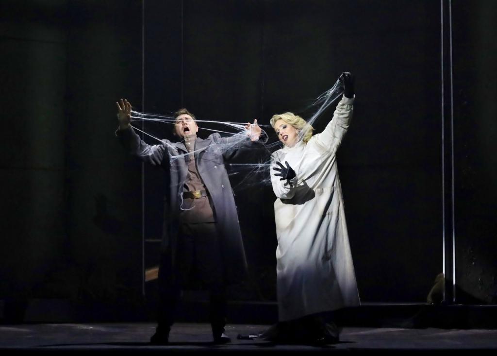 Любить на войне