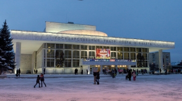 Парад звезд в Оперном