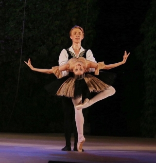 Елена Свинко