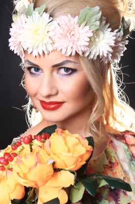 Анна Харитонова